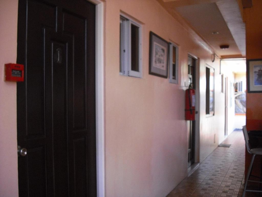 Gani Hotel Angeles Buitenkant foto