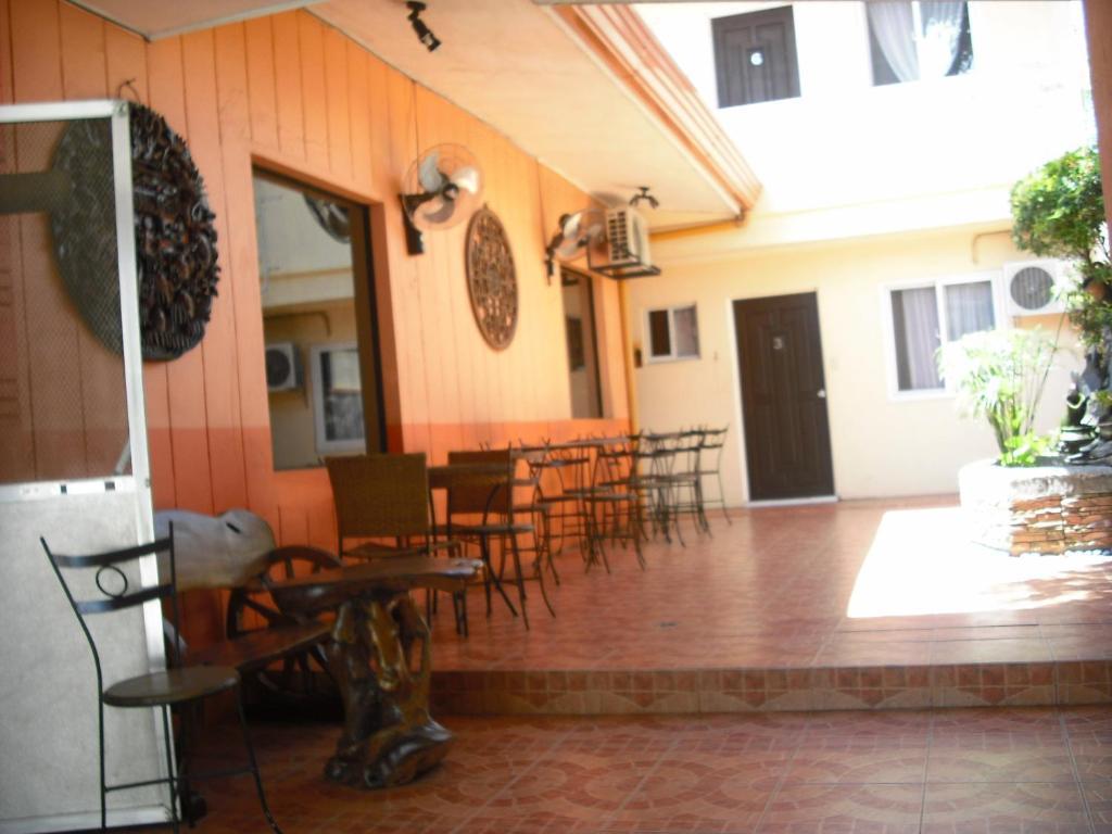 Gani Hotel Angeles Buitenkant foto