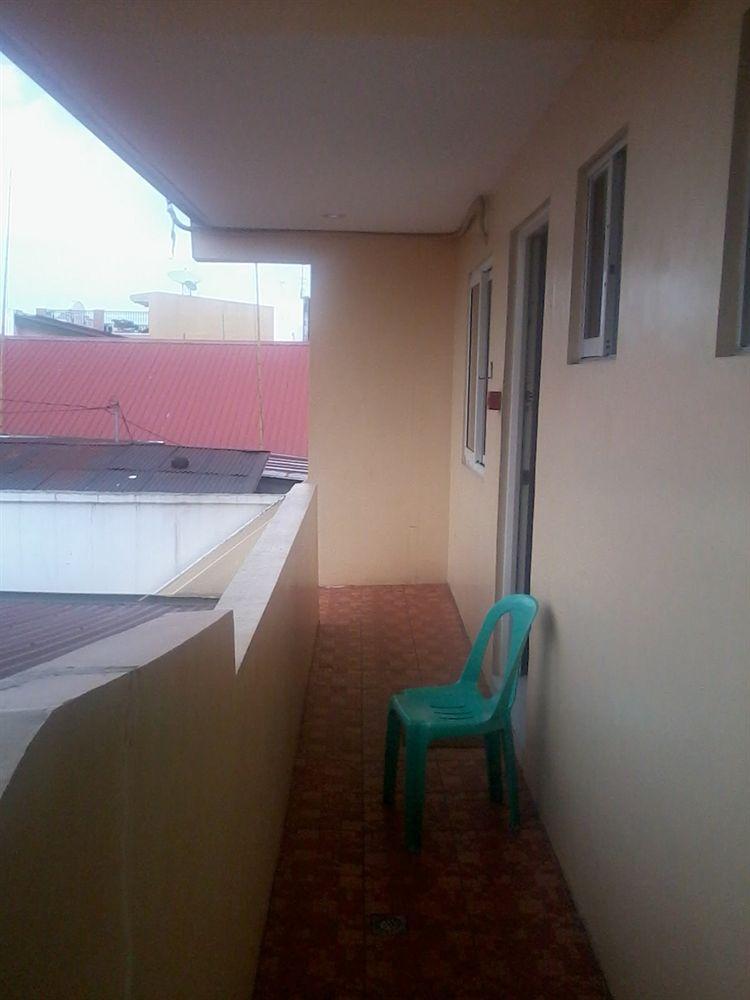 Gani Hotel Angeles Buitenkant foto